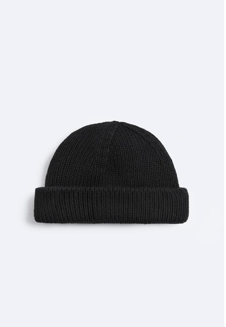 Knitted Black Waffle Beanie